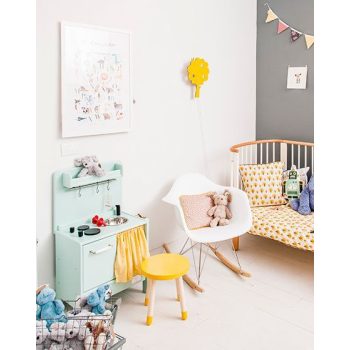 Scaune și fotolii pentru copii