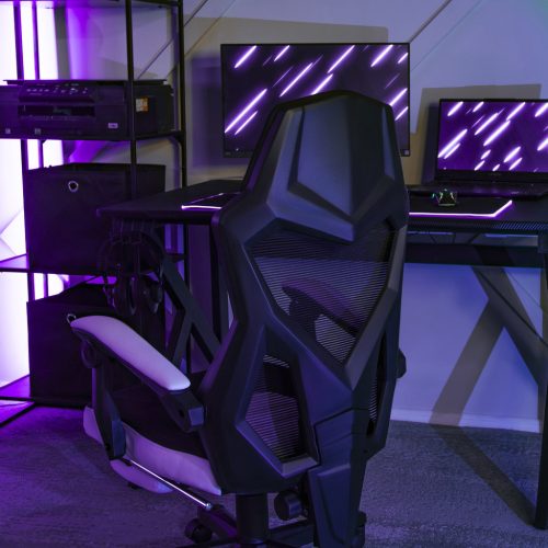 Bing. Scaun pivotant Gamer alb-negru